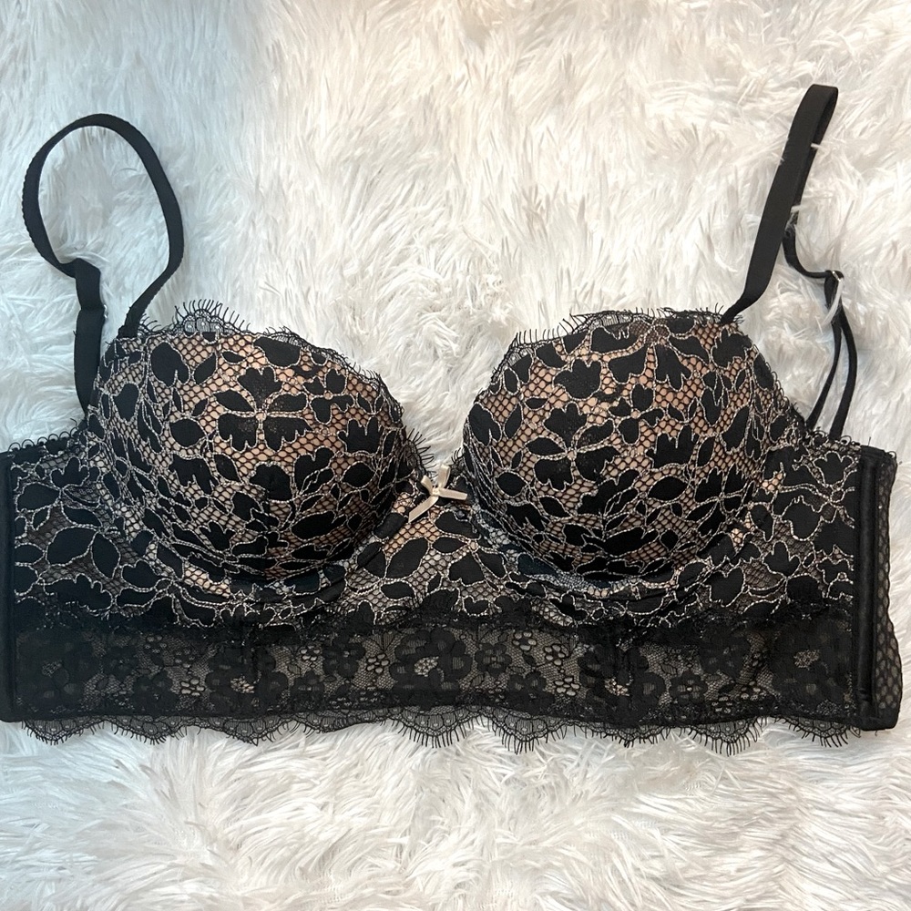 Victoria’s Secret Dream Angels lace bra - 32D